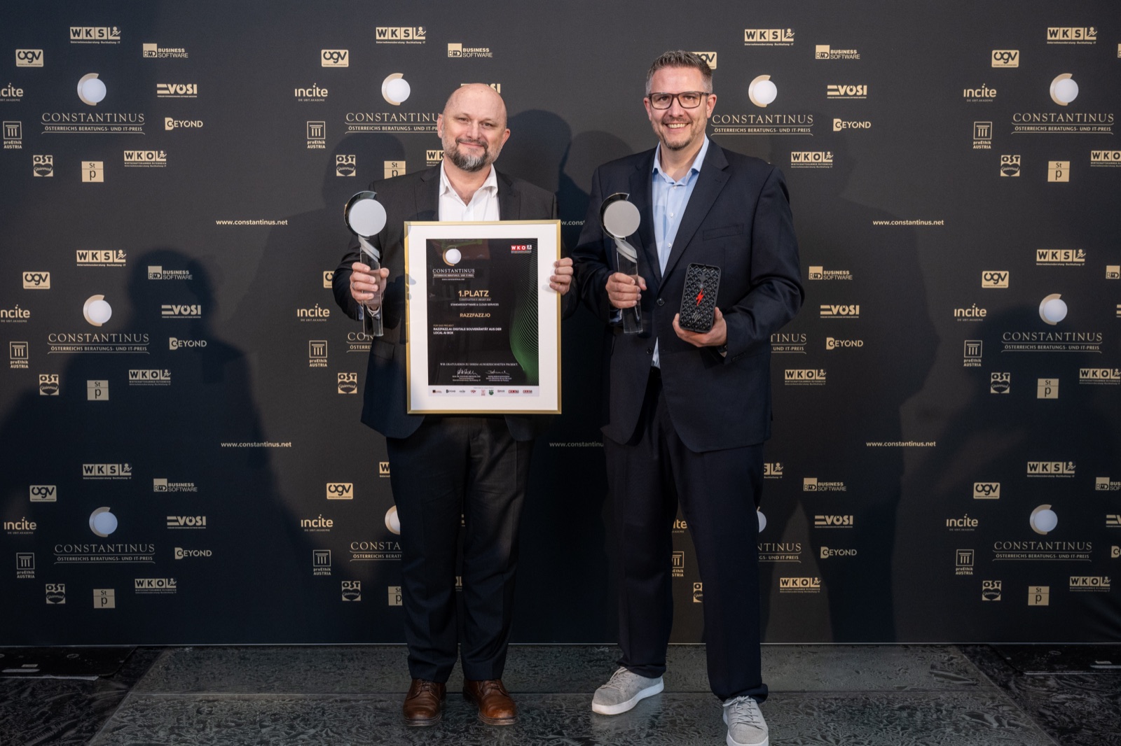 Verleihung des Constantinus Award 2026 an das rzfz.ai Team auf der Bühne