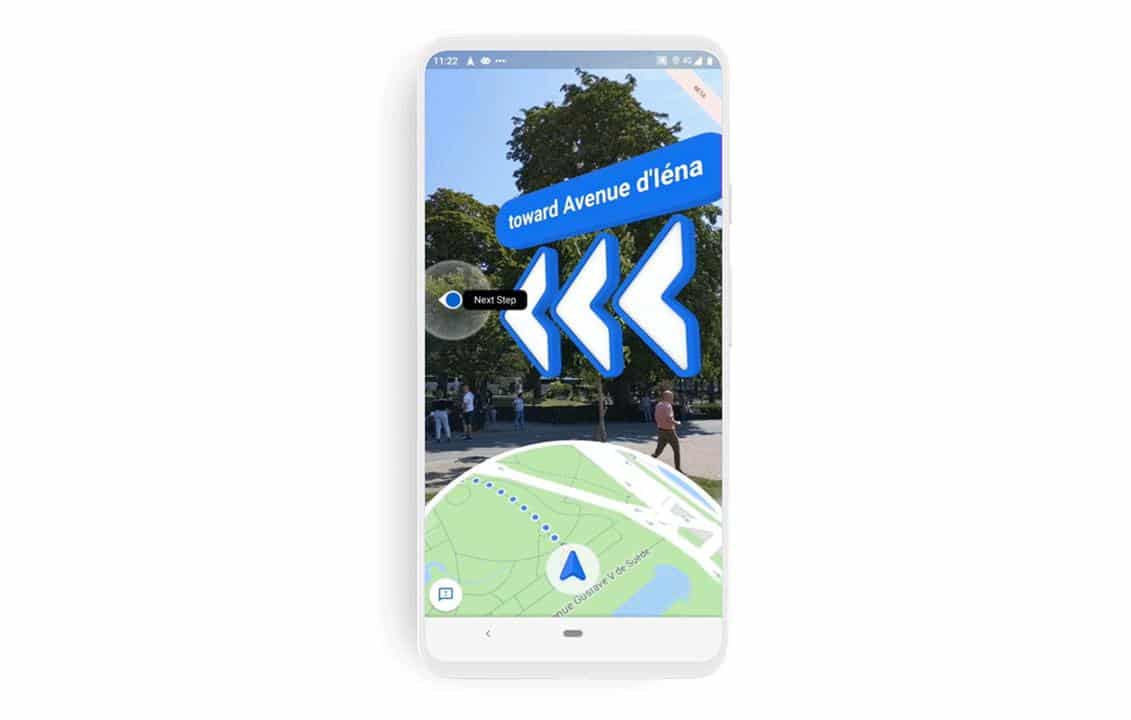Google Maps „Live View" AR-Navigation mit eingeblendeten Richtungspfeilen